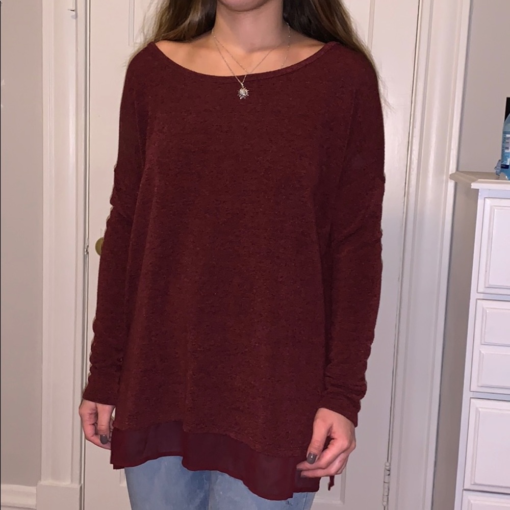 UO maroon sweater